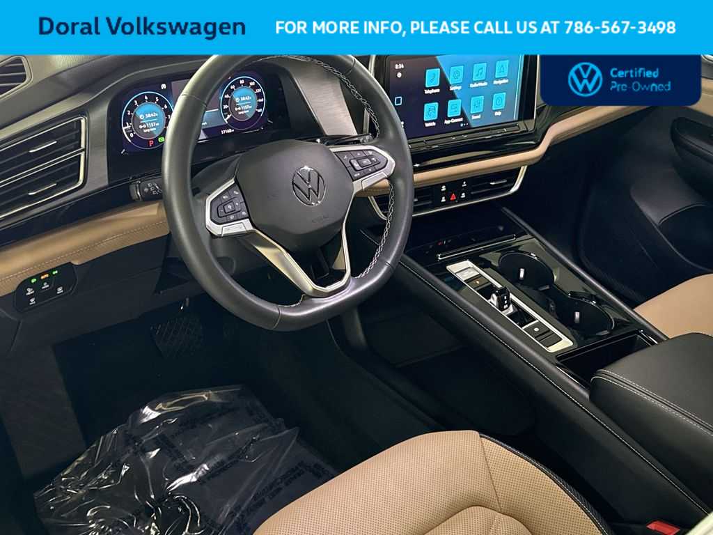 Thumbnail: 2024 Volkswagen Atlas - 13