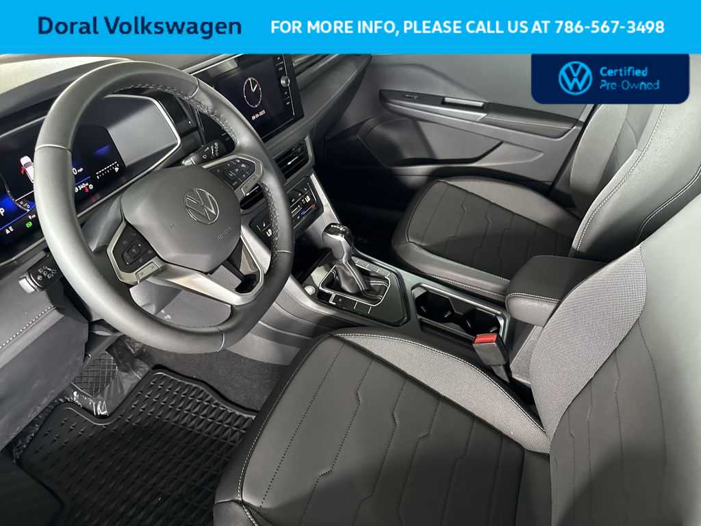 Thumbnail: 2025 Volkswagen Taos - 13