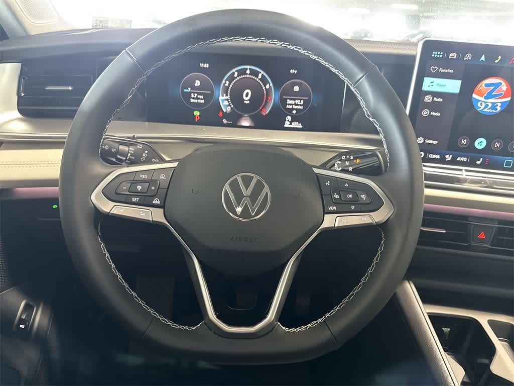 Thumbnail: 2025 Volkswagen Tiguan - 15