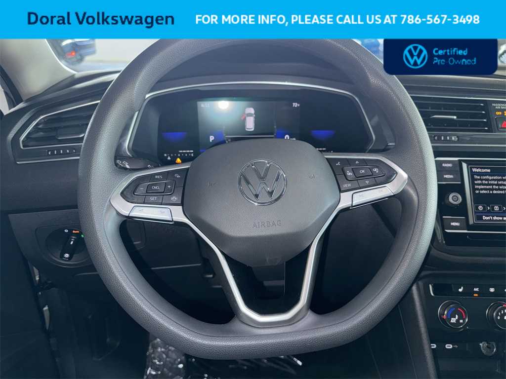 Thumbnail: 2022 Volkswagen Tiguan - 16