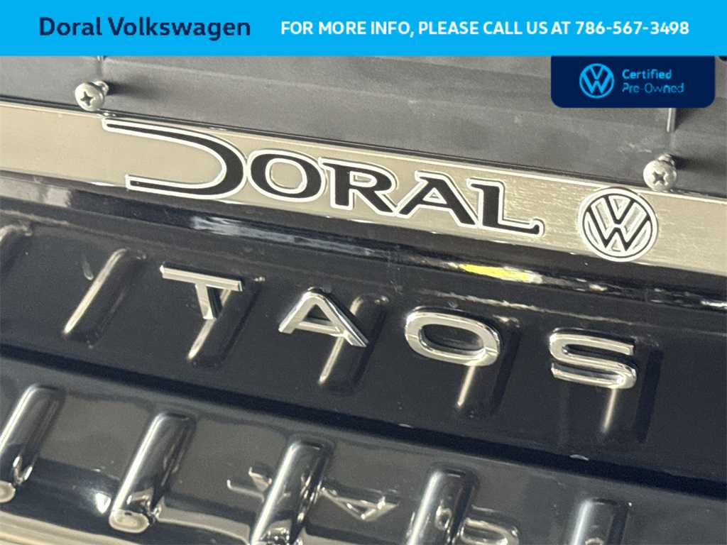 Thumbnail: 2022 Volkswagen Taos - 10
