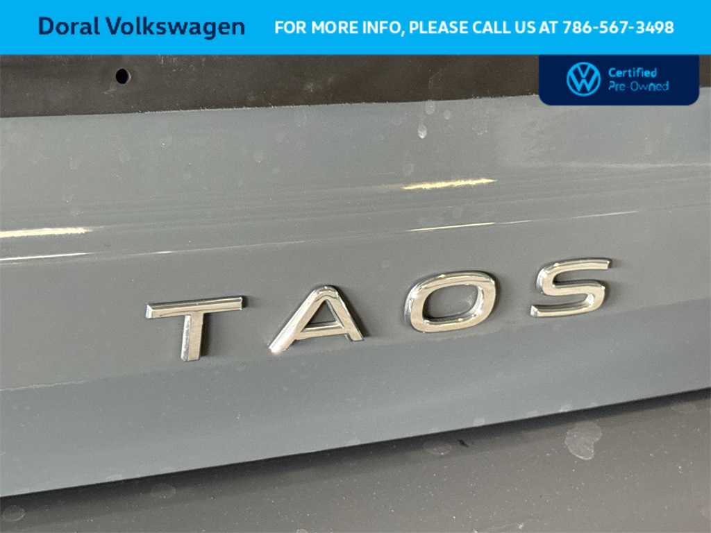 Thumbnail: 2023 Volkswagen Taos - 10