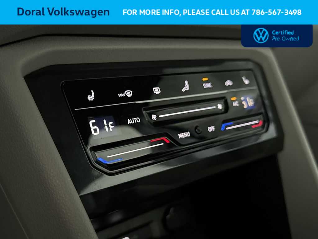 Thumbnail: 2023 Volkswagen Tiguan - 20