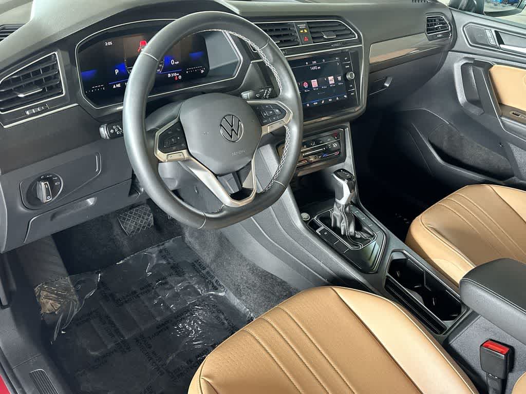 Thumbnail: 2024 Volkswagen Tiguan - 13