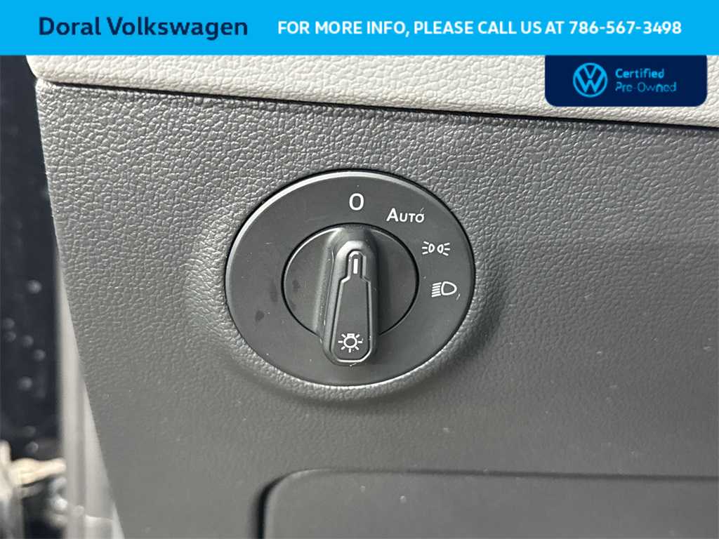 Thumbnail: 2022 Volkswagen Taos - 24