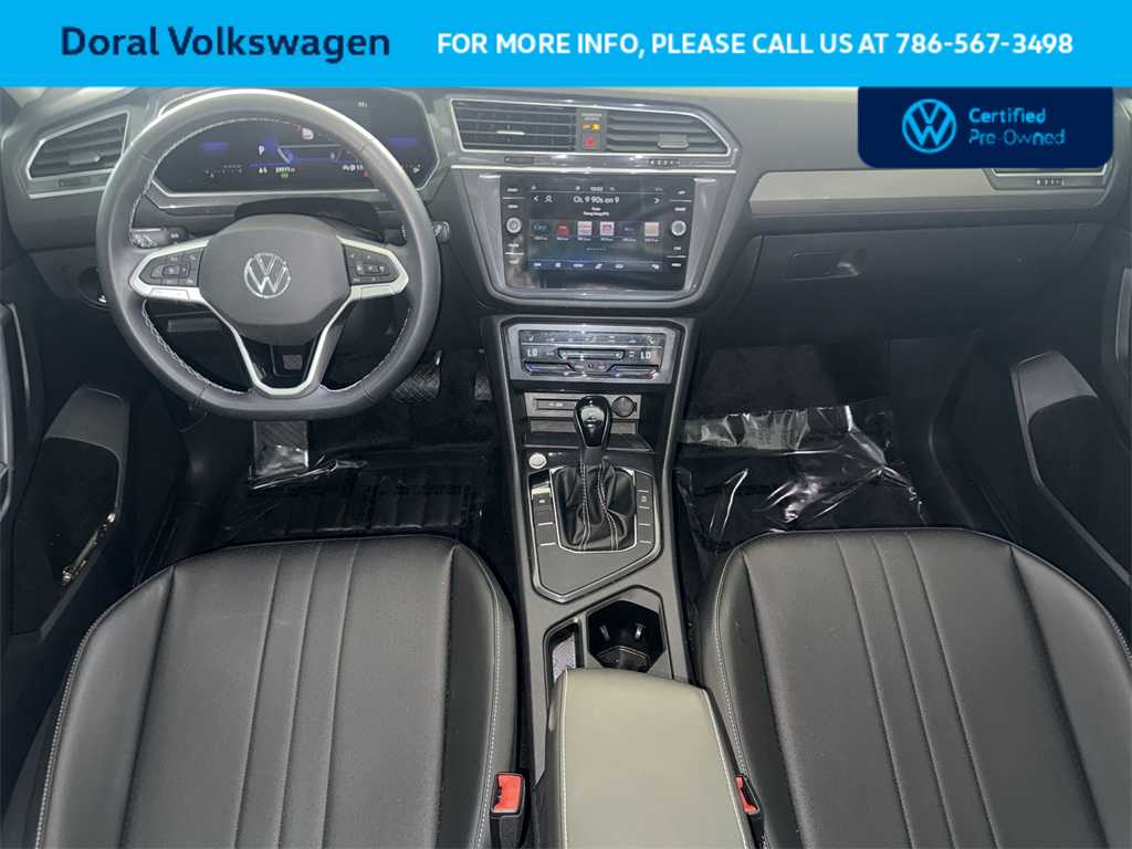 Thumbnail: 2023 Volkswagen Tiguan - 24