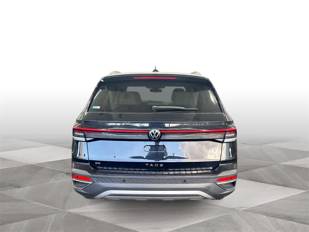 Thumbnail: 2026 Volkswagen Taos - 7