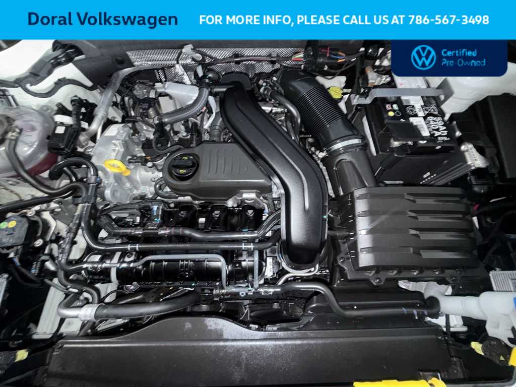 Thumbnail: 2025 Volkswagen Taos - 12