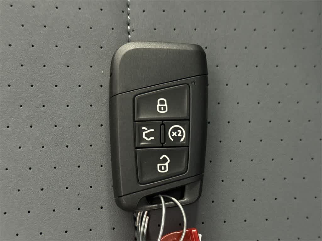 Thumbnail: 2025 Volkswagen Jetta - 28