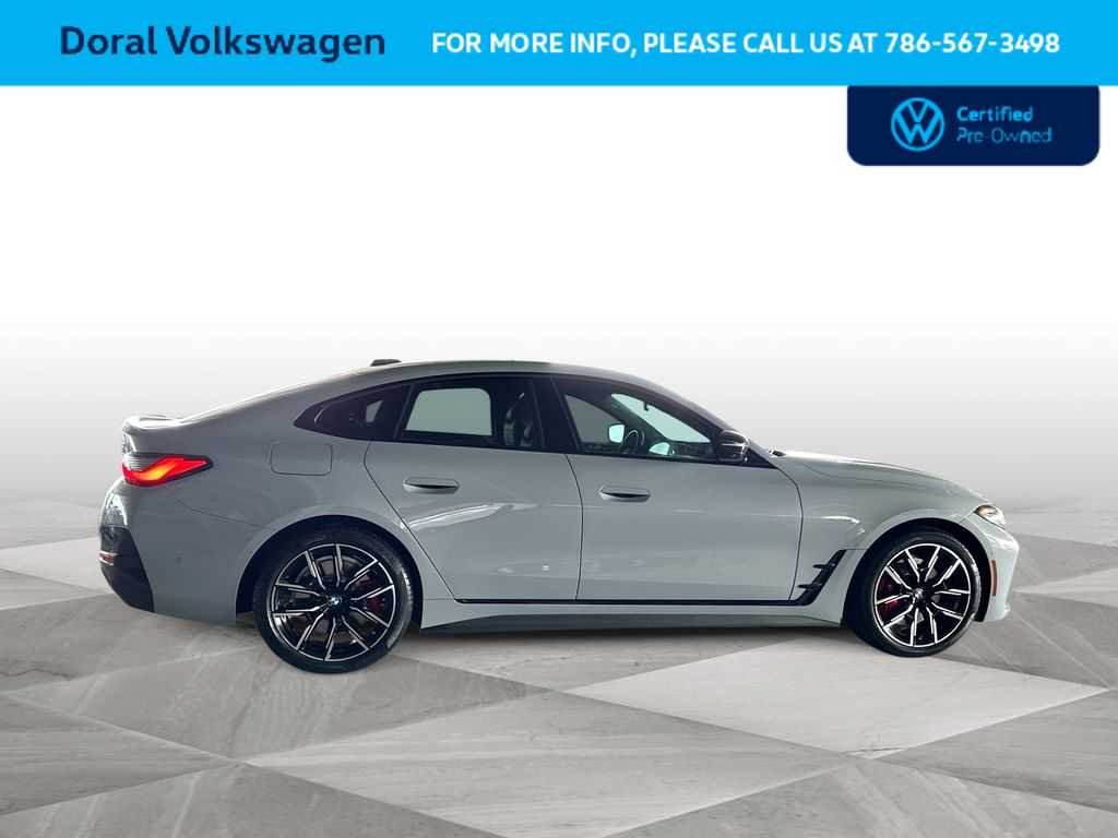 Thumbnail: 2024 BMW 4 Series - 9