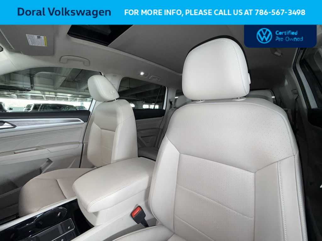 Thumbnail: 2023 Volkswagen Atlas - 14