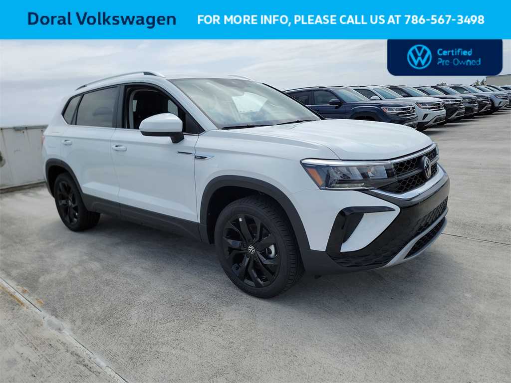 2023 Volkswagen Taos SE 11