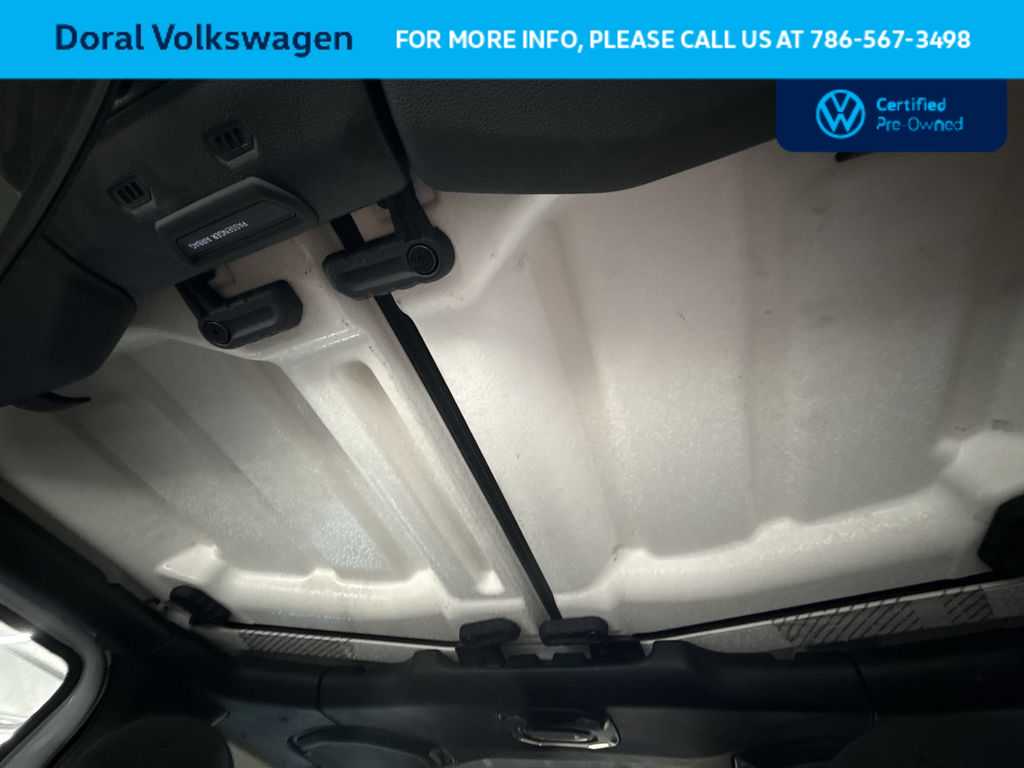 Thumbnail: 2022 Jeep Wrangler - 17