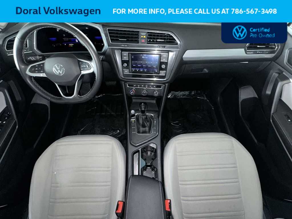 Thumbnail: 2023 Volkswagen Tiguan - 24
