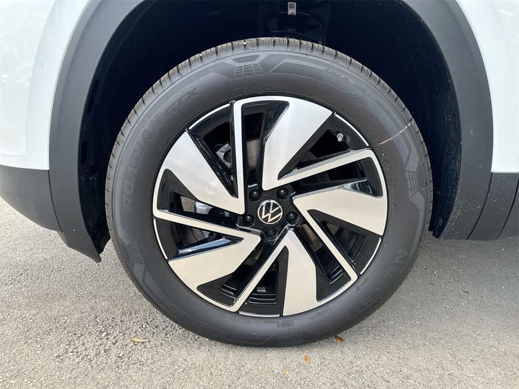 Thumbnail: 2026 Volkswagen Atlas - 10