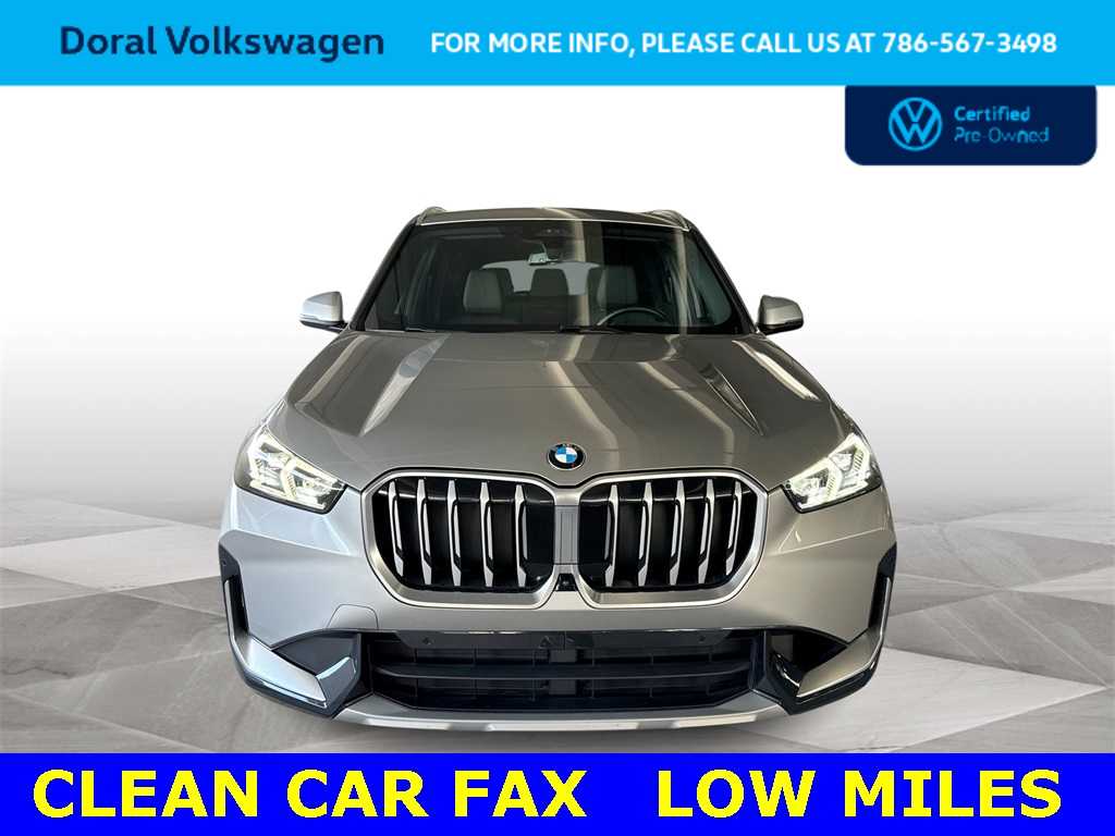 Thumbnail: 2023 BMW X1 - 3