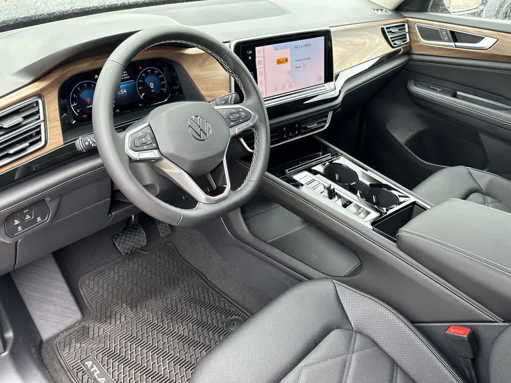 Thumbnail: 2026 Volkswagen Atlas - 13