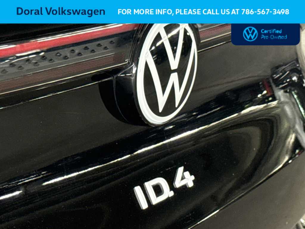 Thumbnail: 2023 Volkswagen ID.4 - 10