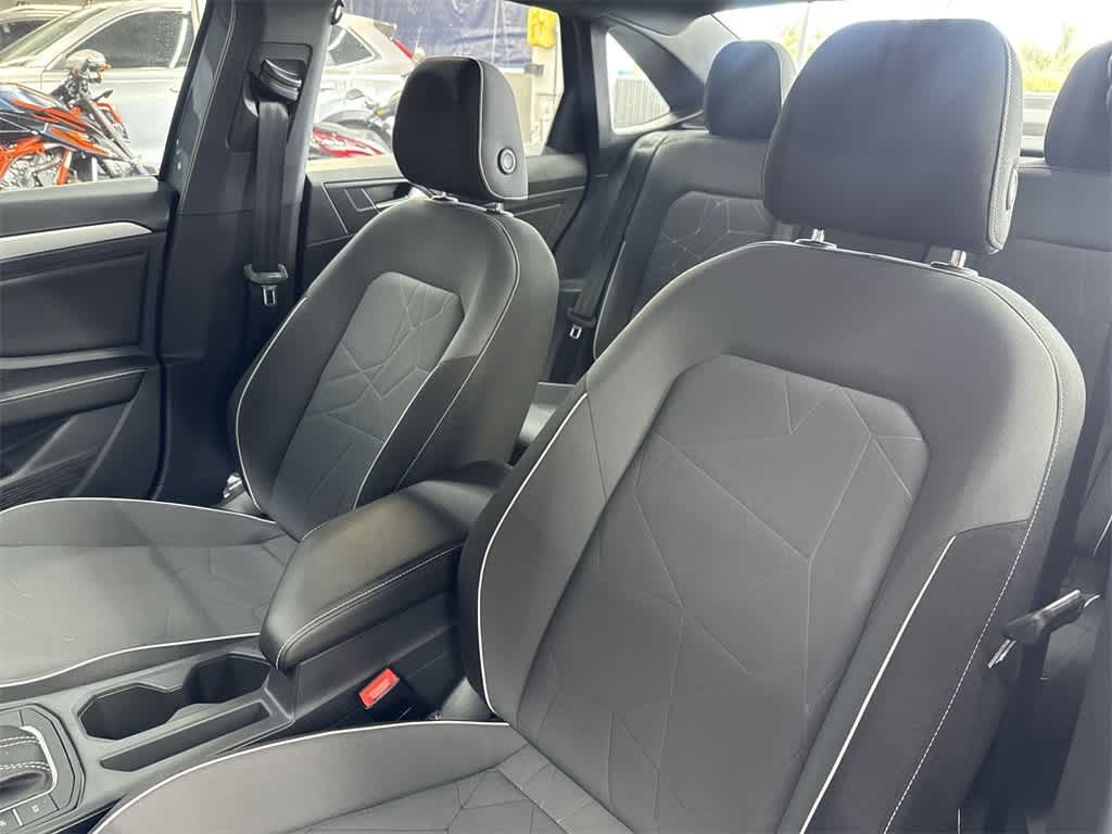 Thumbnail: 2026 Volkswagen Jetta - 14