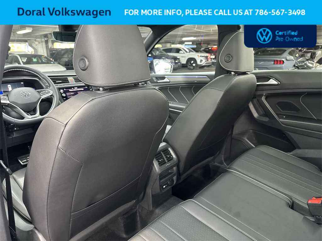 Thumbnail: 2023 Volkswagen Tiguan - 23