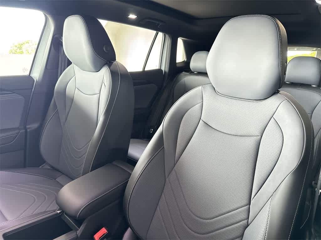 Thumbnail: 2026 Volkswagen Tiguan - 14