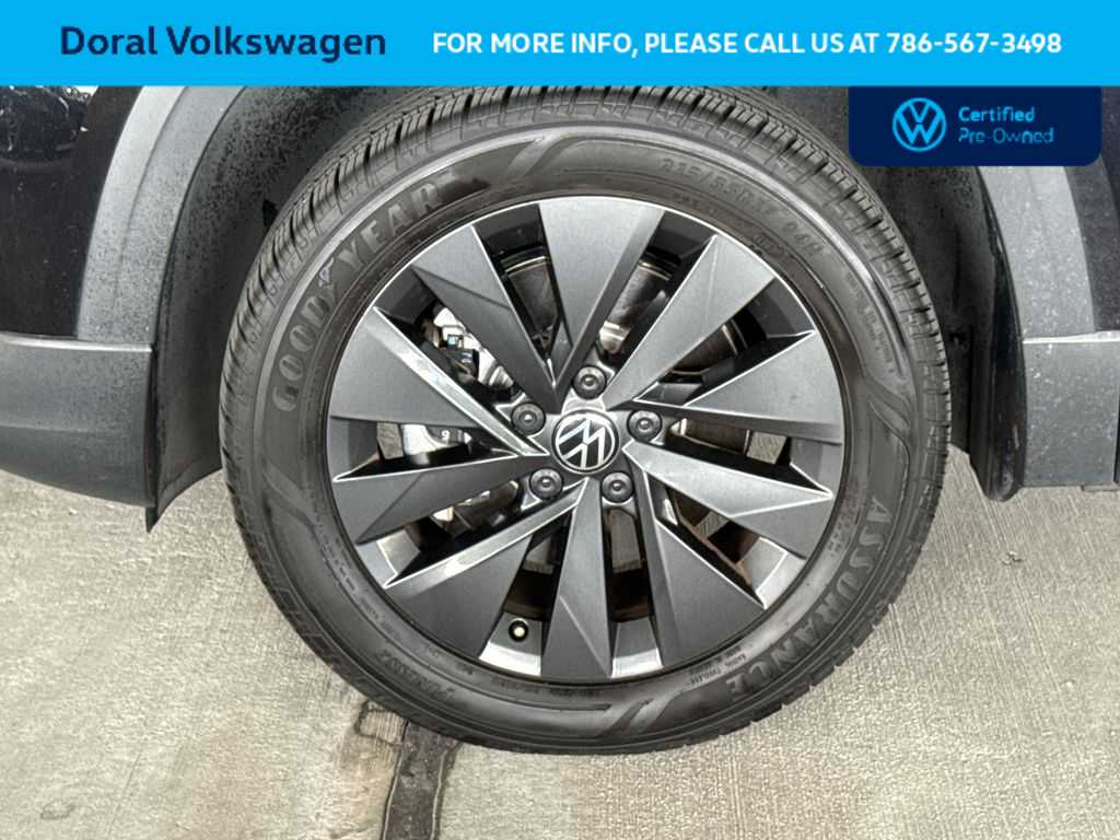 Thumbnail: 2023 Volkswagen Taos - 11