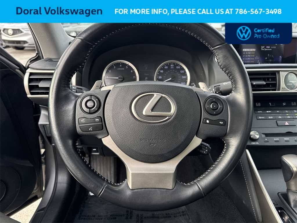 Thumbnail: 2016 Lexus IS - 15