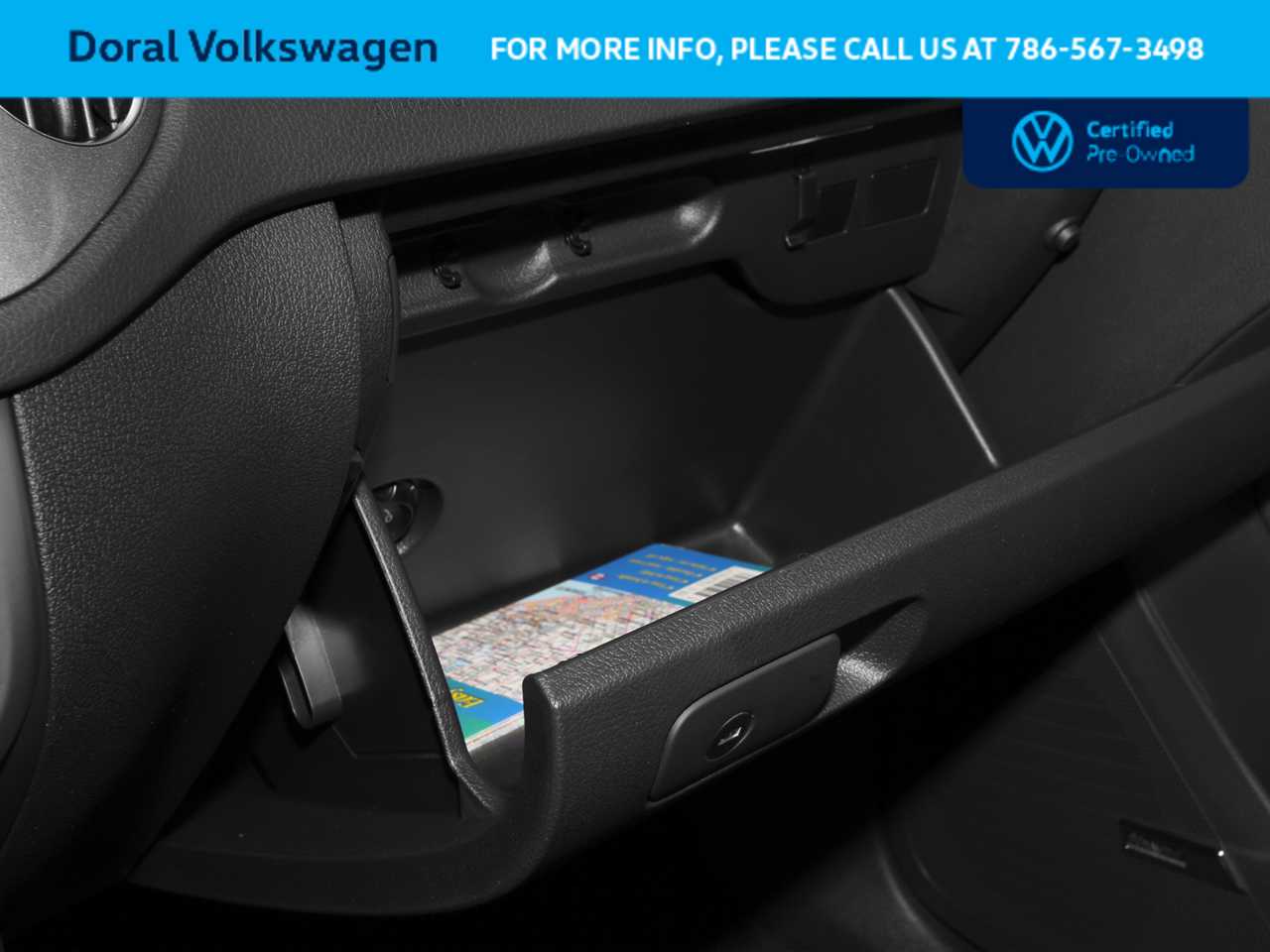 Thumbnail: 2017 Volkswagen Tiguan - 17