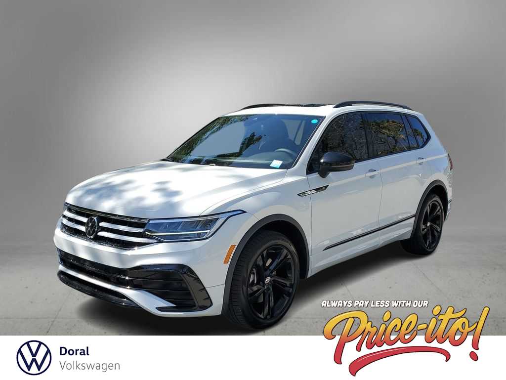 Thumbnail: 2024 Volkswagen Tiguan - 1