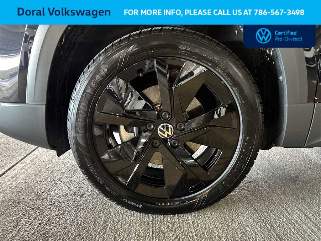 Thumbnail: 2025 Volkswagen Taos - 10