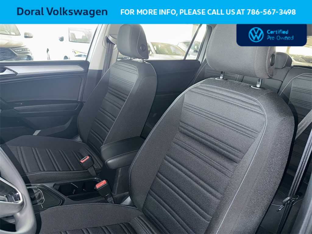 Thumbnail: 2022 Volkswagen Tiguan - 15