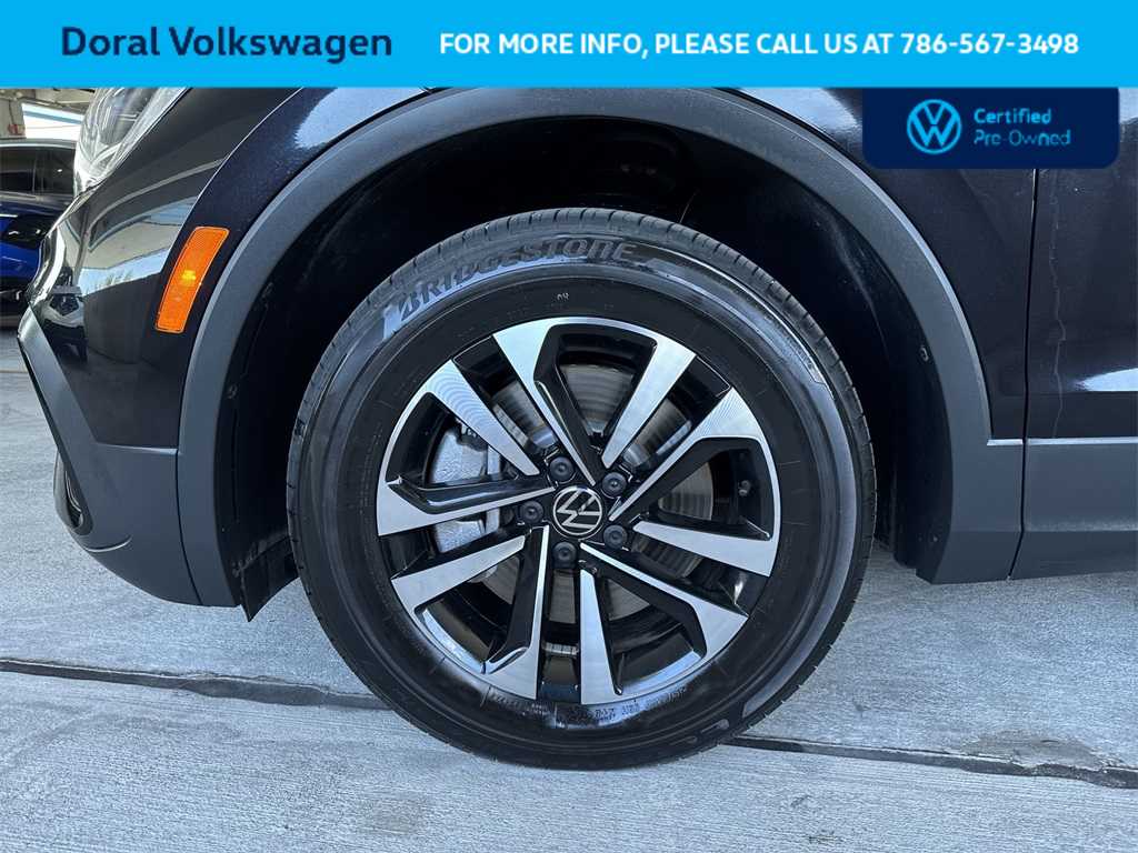 Thumbnail: 2023 Volkswagen Tiguan - 10