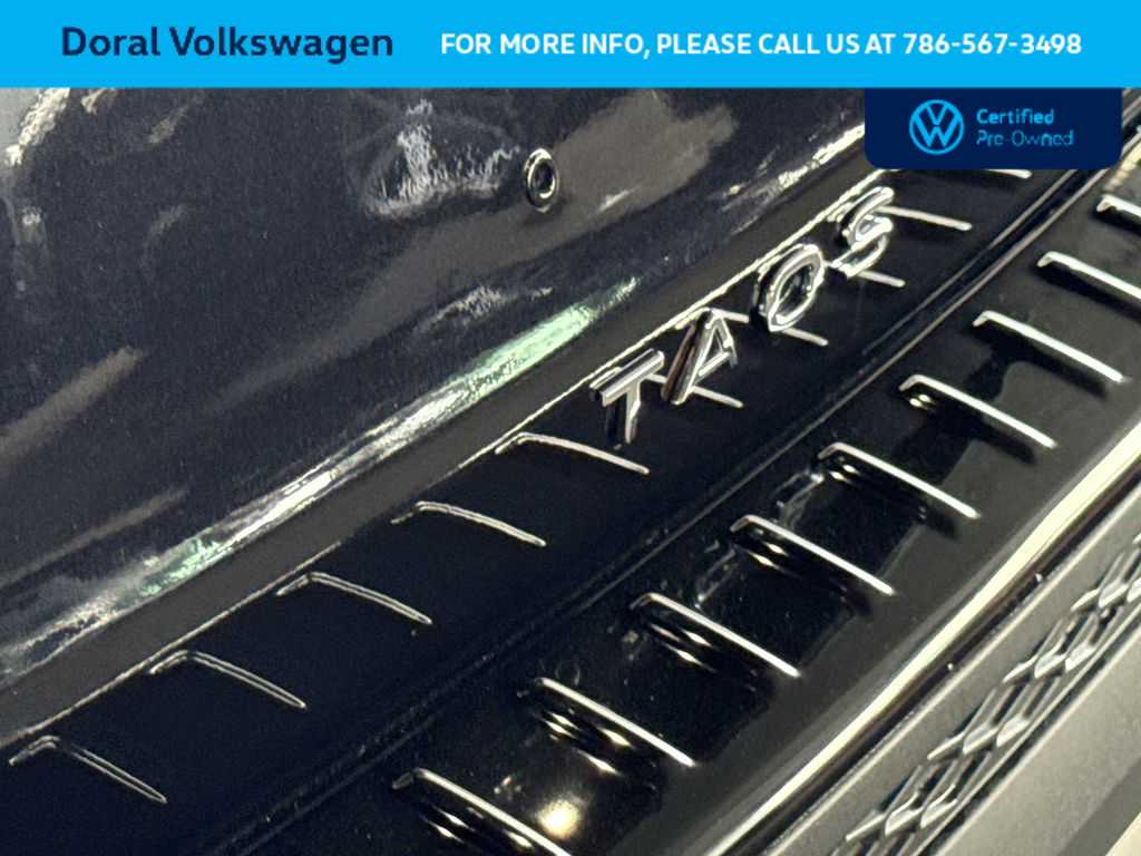 Thumbnail: 2025 Volkswagen Taos - 10