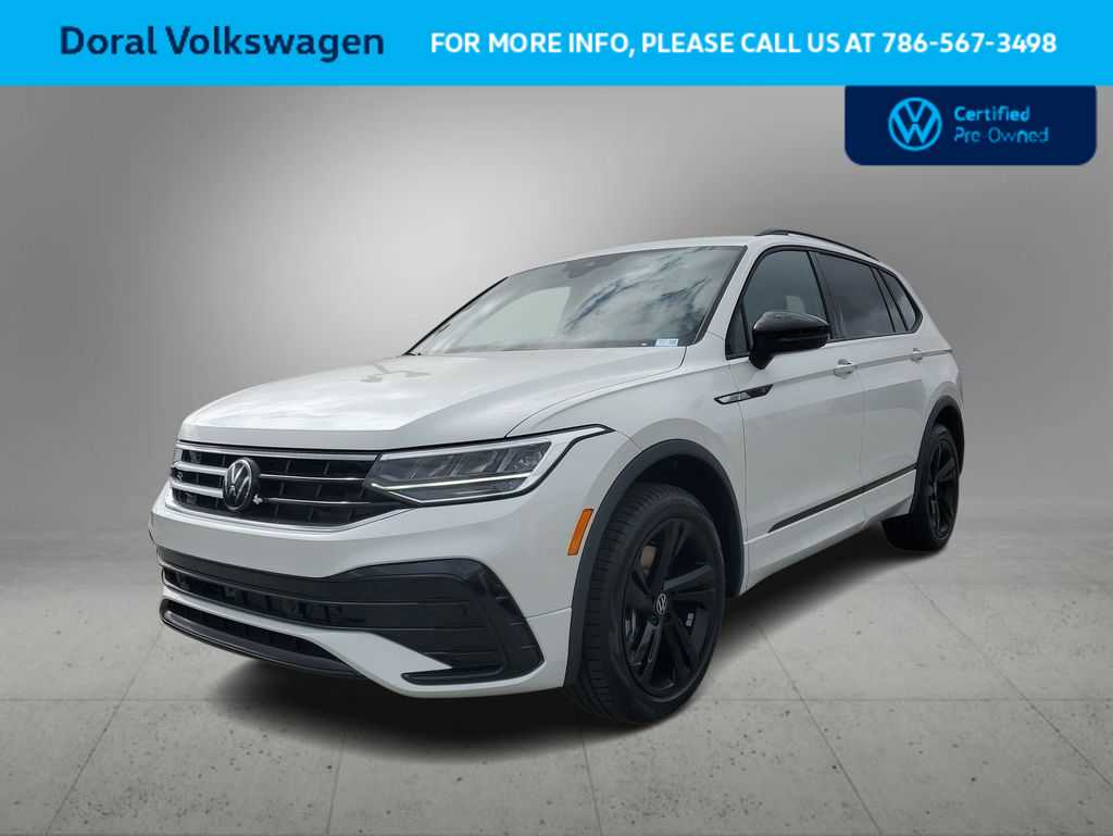 Thumbnail: 2024 Volkswagen Tiguan - 1