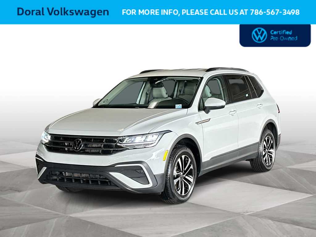 Thumbnail: 2023 Volkswagen Tiguan - 4