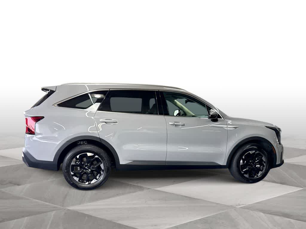 Thumbnail: 2025 Kia Sorento - 9