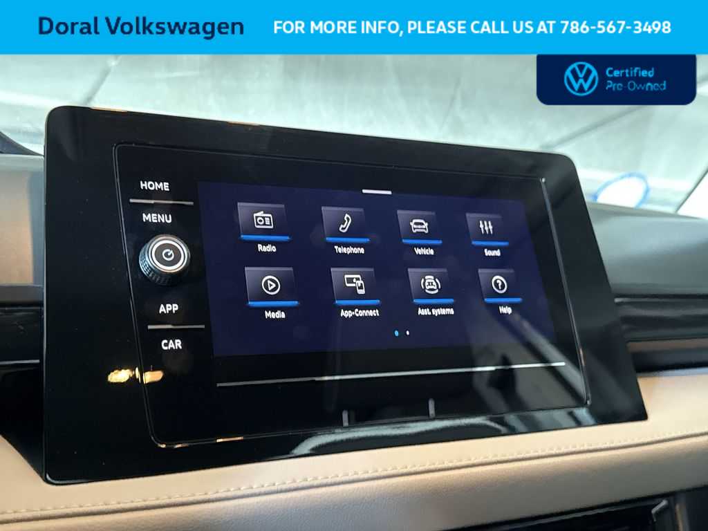 Thumbnail: 2025 Volkswagen Taos - 18