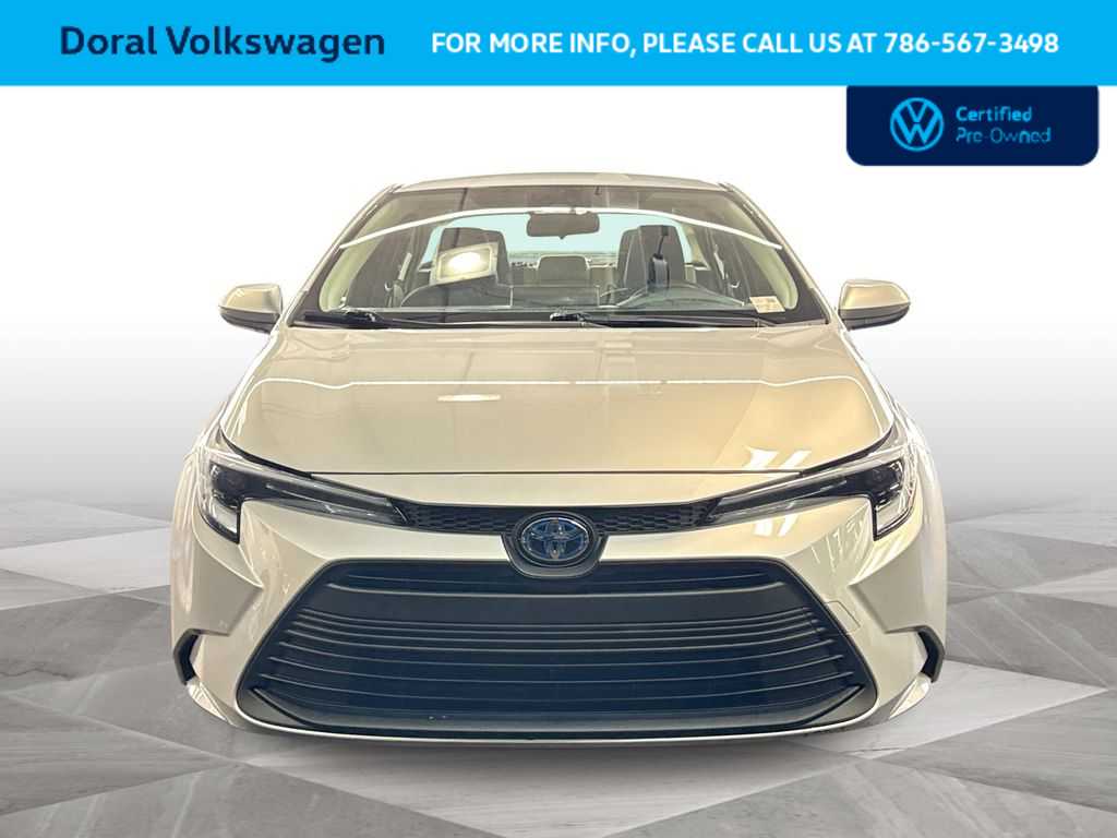 Thumbnail: 2025 Toyota Corolla - 3