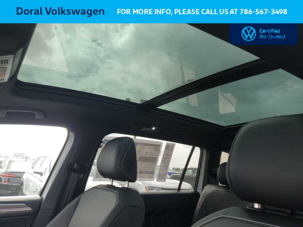 Thumbnail: 2024 Volkswagen Tiguan - 22