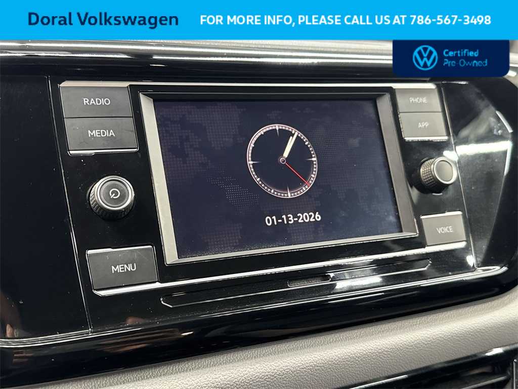 Thumbnail: 2022 Volkswagen Taos - 17