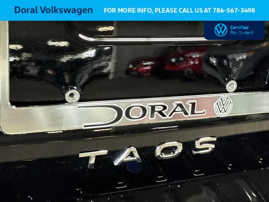 Thumbnail: 2025 Volkswagen Taos - 10