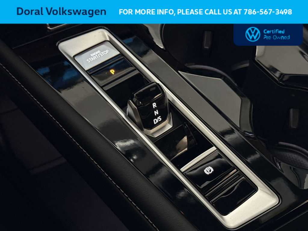 Thumbnail: 2024 Volkswagen Atlas - 21