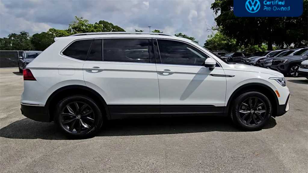 Thumbnail: 2024 Volkswagen Tiguan - 9