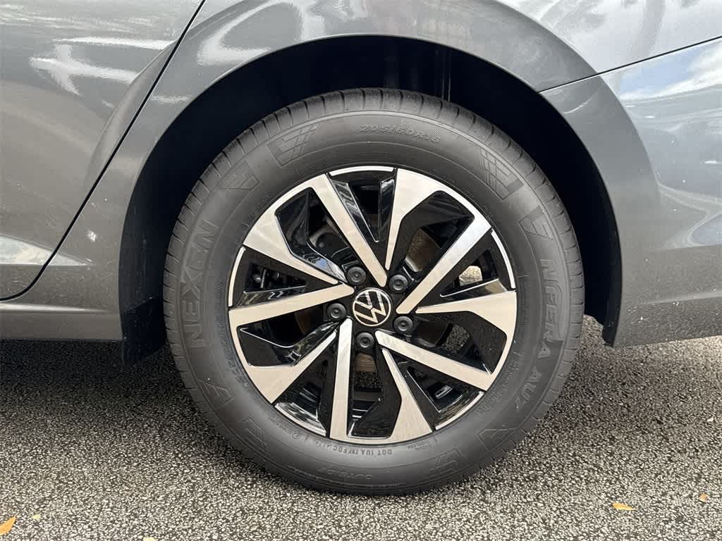 Thumbnail: 2026 Volkswagen Jetta - 10