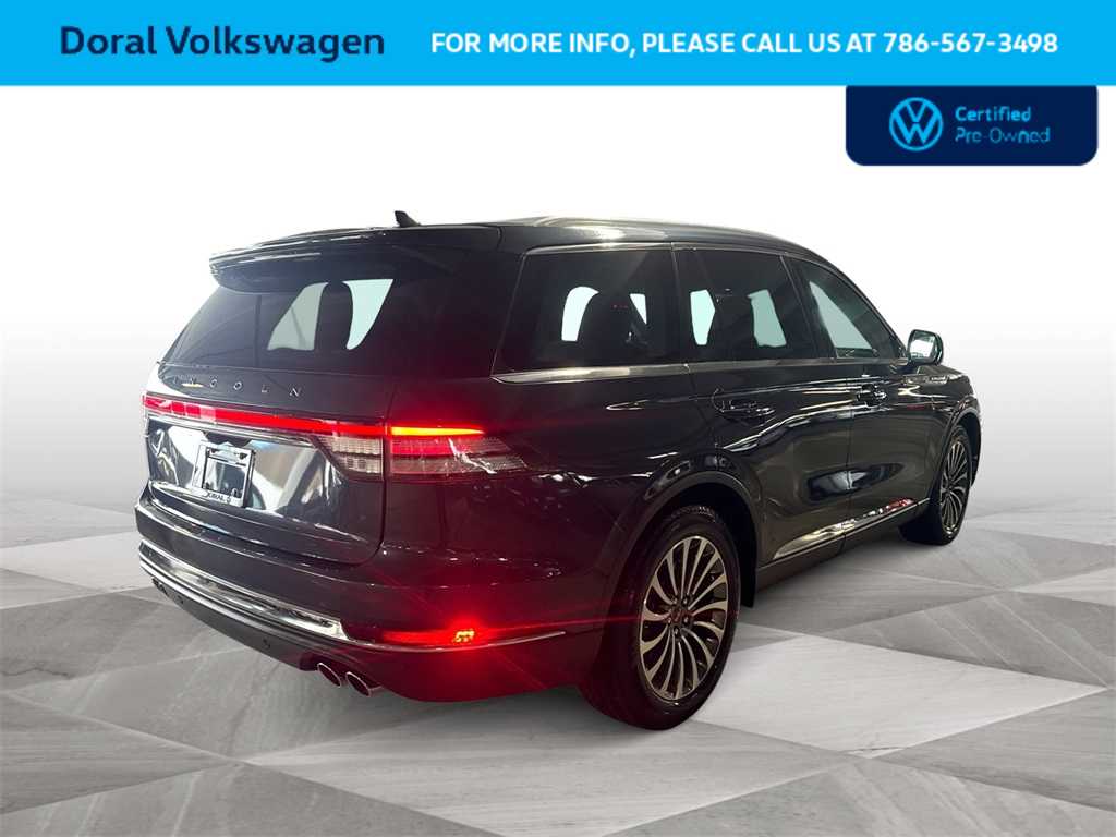 Thumbnail: 2021 Lincoln Aviator - 8