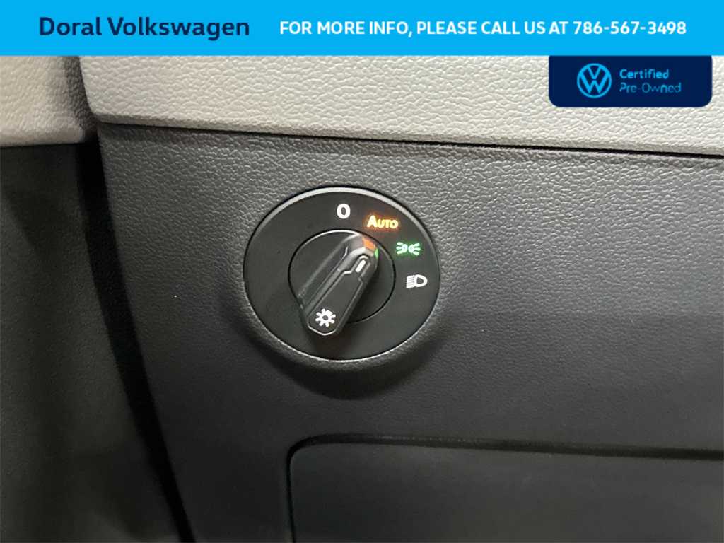 Thumbnail: 2024 Volkswagen Taos - 17