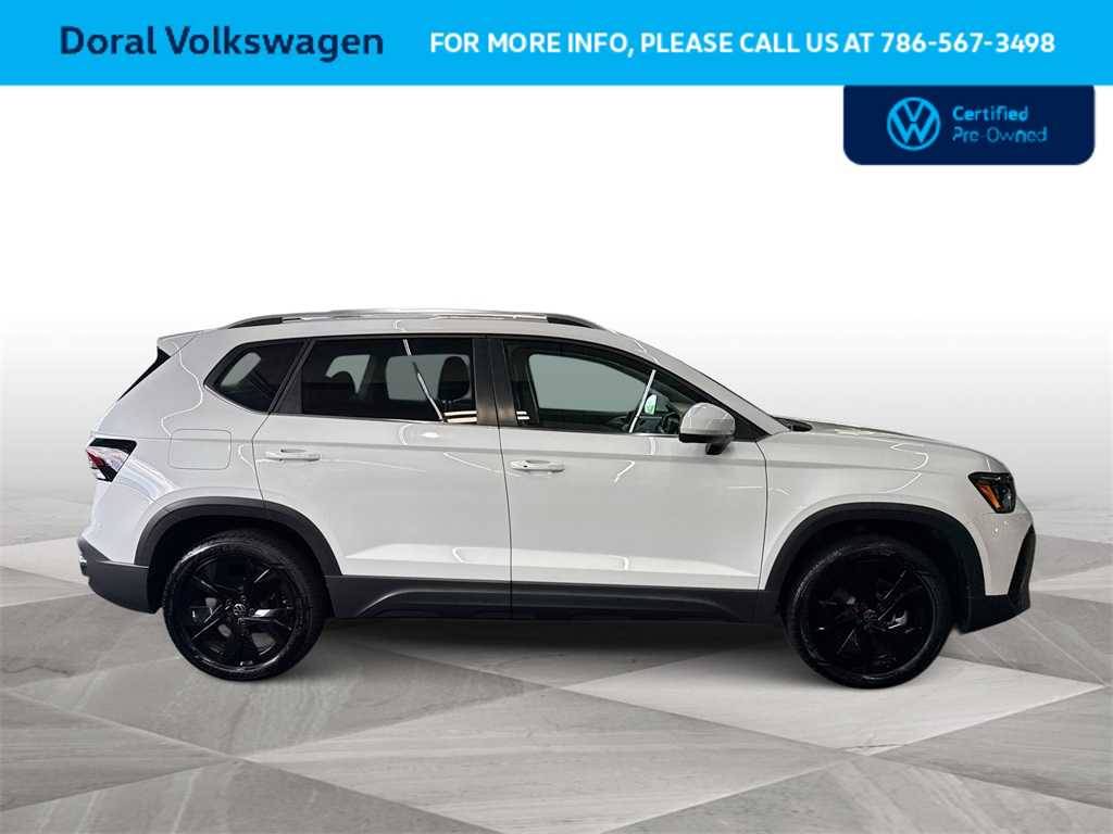Thumbnail: 2025 Volkswagen Taos - 9