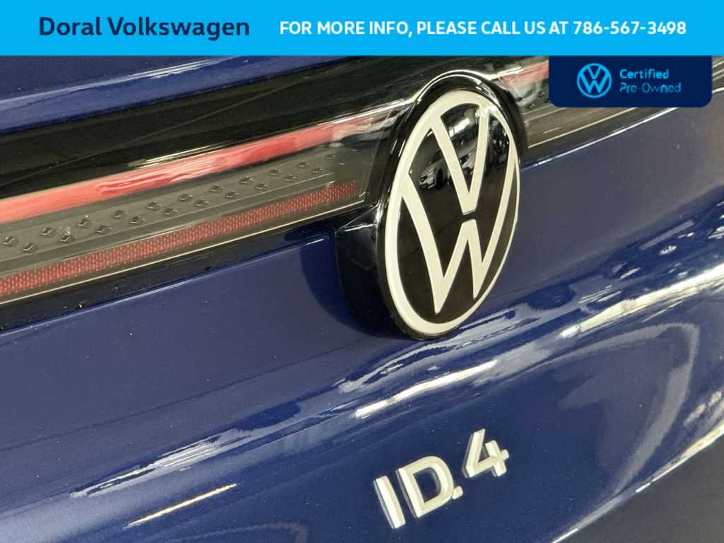 Thumbnail: 2022 Volkswagen ID.4 - 10