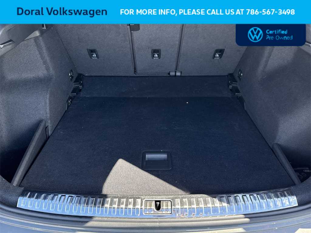 Thumbnail: 2021 Audi Q3 - 25