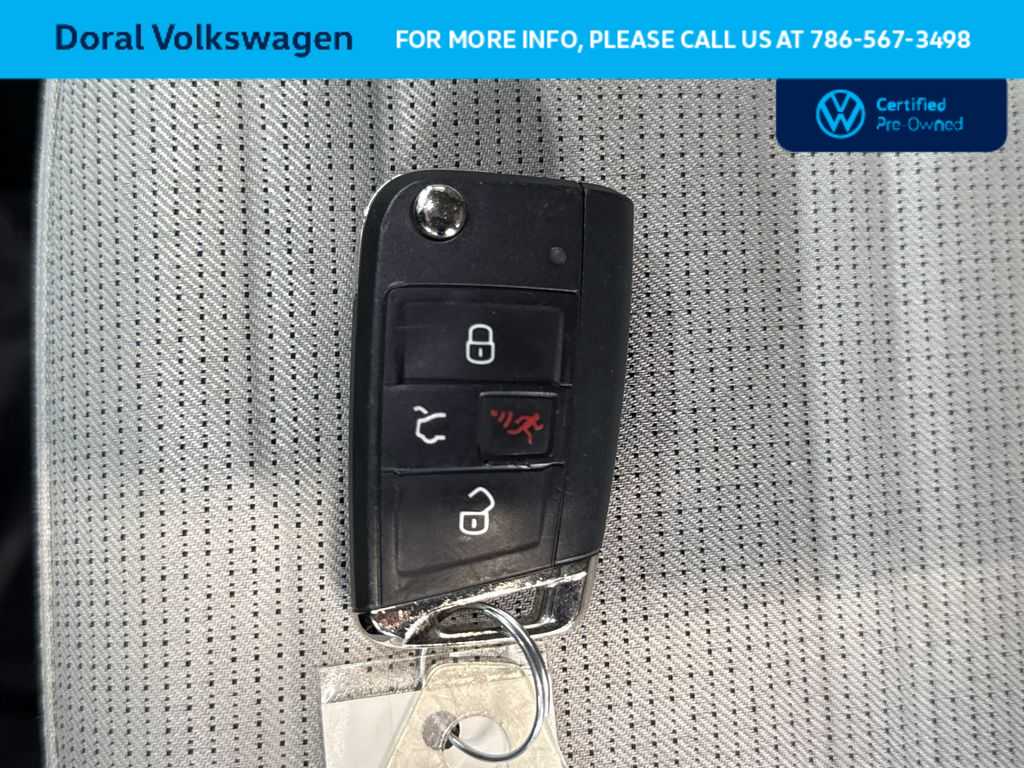 Thumbnail: 2023 Volkswagen Tiguan - 28